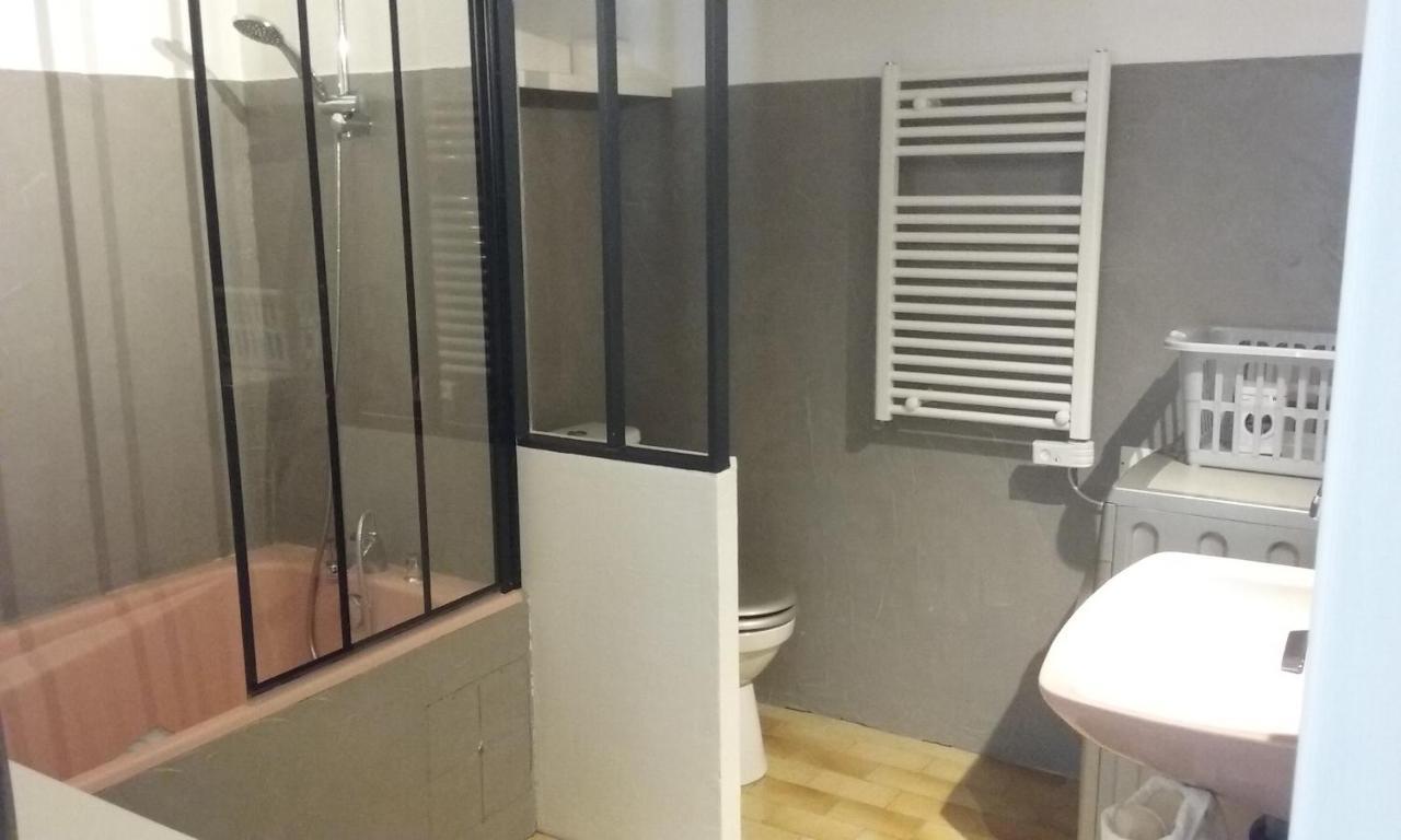 Appartement Climatise Avec Terrasse Au Coeur De Ніон Екстер'єр фото